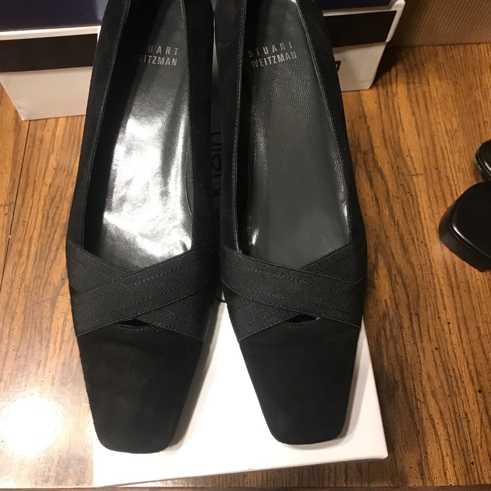 Black suede heel! Worn once! Stuart Weitzman!